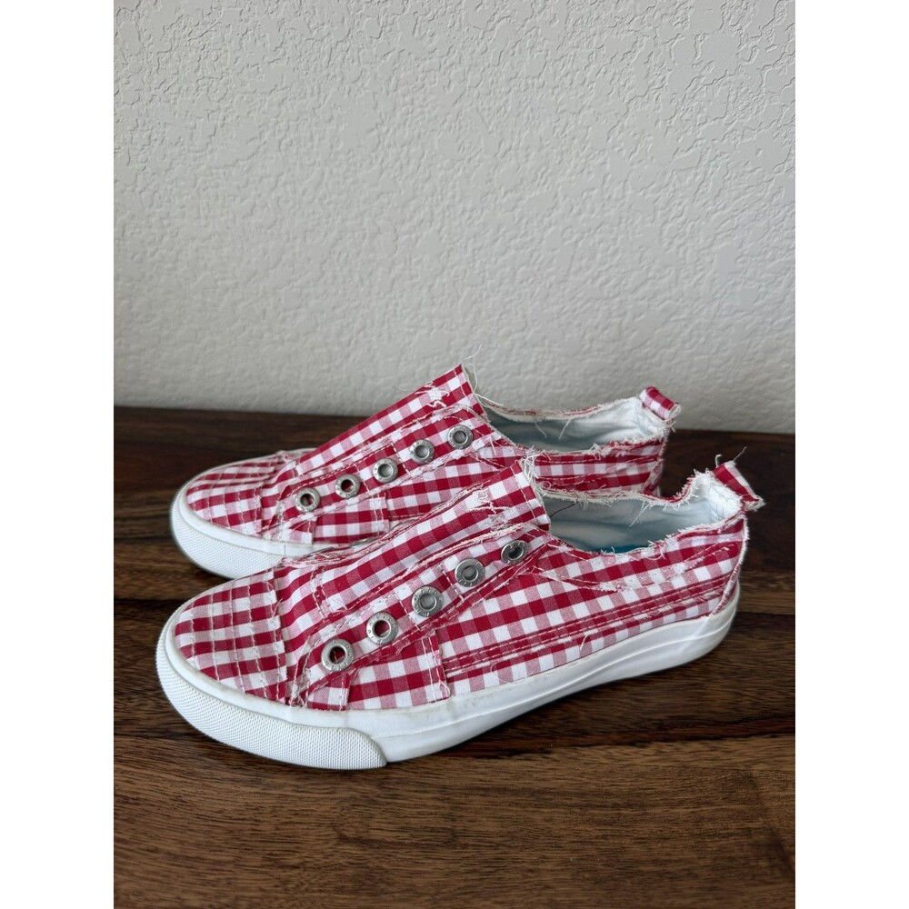 Woman’s Blowfish Shoes Red Gingham checkered slip on Size 7